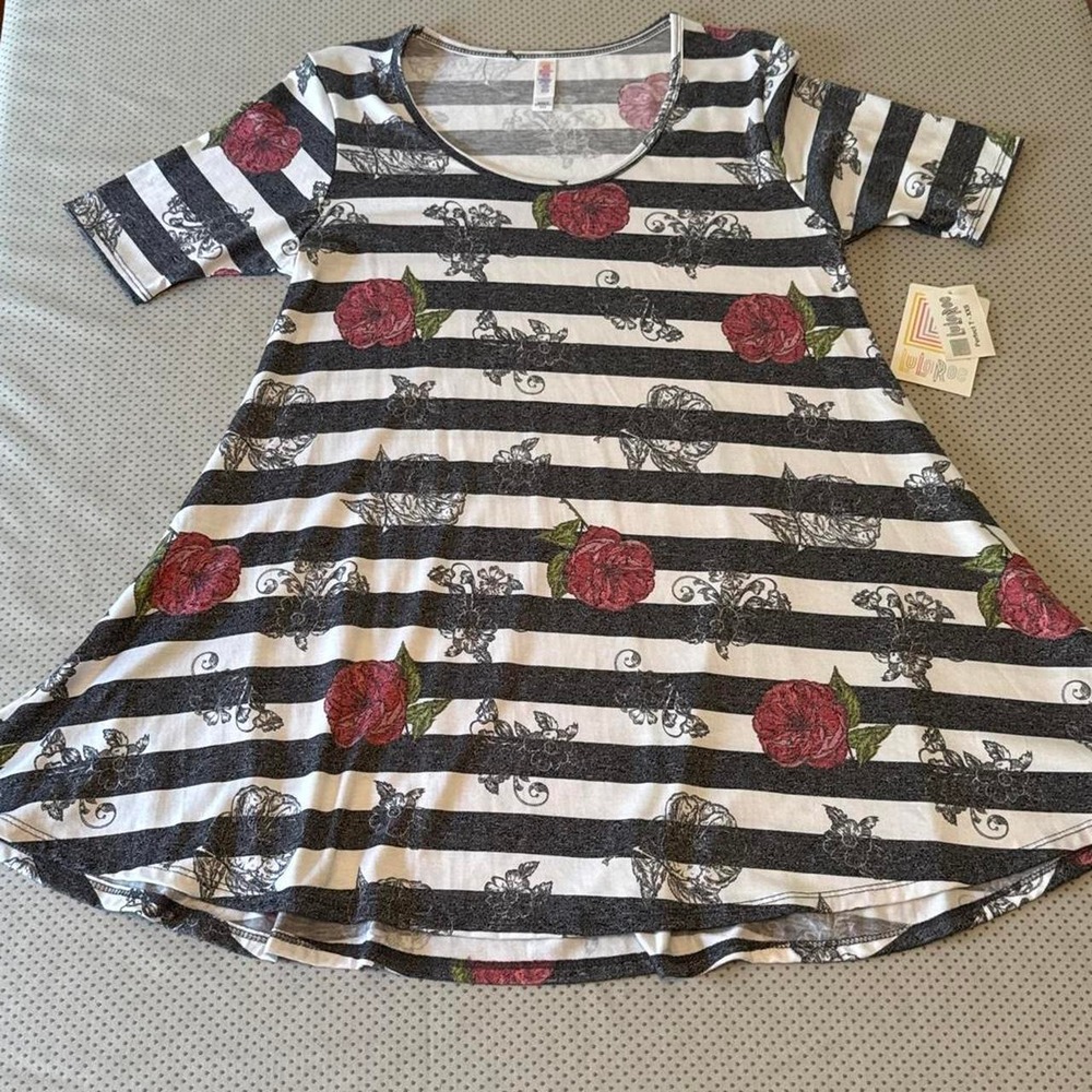NWT Unicorn Lularoe Swing Tunic Top XXS Black & White Striped With Red Roses